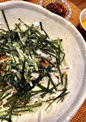 高校球児の夏バテ予防は冷し肉蕎麦にラー油-レシピのメイン写真