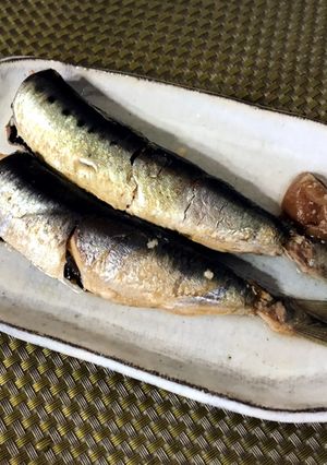 圧力でホネまで柔らか♪鰯の梅塩麹煮-レシピのメイン写真