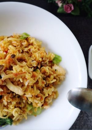 旨辛☆たっぷりレタスのアジア風そば飯-レシピのメイン写真