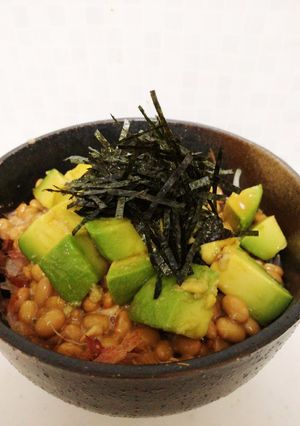 アボカド納豆丼☆新玉ねぎ入り☆-レシピのメイン写真