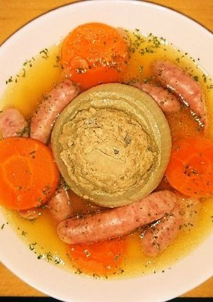 ☆まるごと玉ねぎの肉詰めコンソメスープ☆-レシピのメイン写真