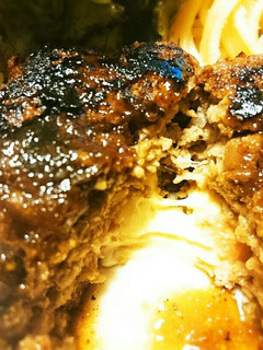 ふっくらジューシーチーズインハンバーグ-レシピのメイン写真