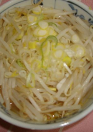 もやしたっぷり艶うどん-レシピのメイン写真