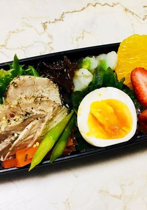 ズボラで愛♡蒸し鶏サラダ弁当-レシピのメイン写真