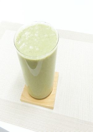 ケールのグリーンスムージー｜ブレンダー-レシピのメイン写真