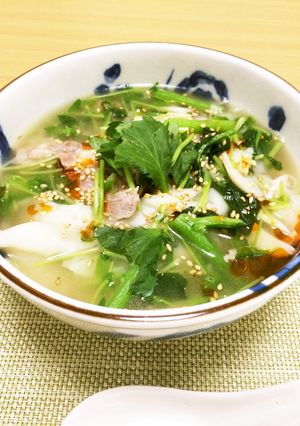 青菜たっぷり♬ひらひらワンタン風スープ-レシピのメイン写真