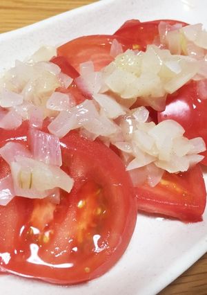 給食の味♡トマトの玉ねぎドレッシング掛け-レシピのメイン写真