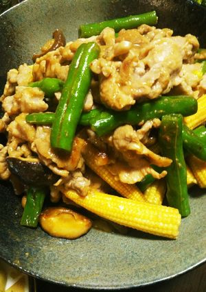 ヤングコーンと豚肉の炒め物-レシピのメイン写真