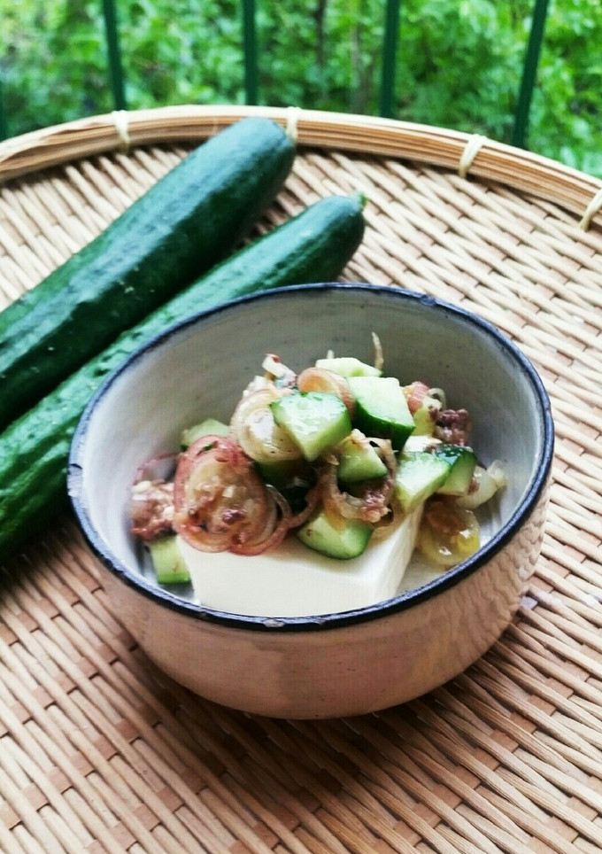 きゅうりとみょうがとサバ缶で冷奴-レシピのメイン写真