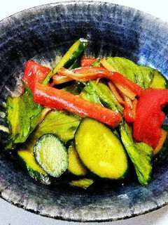 野菜たっぷりレタスとカニカマサラダ和え-レシピのメイン写真