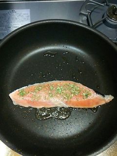 塩鮭のハーブ焼き-レシピのメイン写真