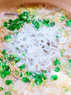 塩味の白菜鍋のシメにシラス雑炊。朝食にも-レシピのメイン写真