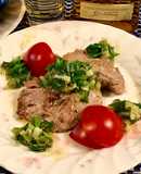 マグロ ほほ肉のステーキ 塩レモン仕立て