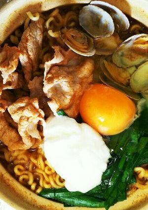 辛ラーメンでチゲ鍋-レシピのメイン写真