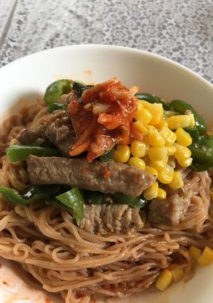 豚ピーコーンのっけ冷麺-レシピのメイン写真