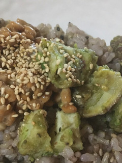 納豆とアボガドおさつのまぜご飯-レシピのメイン写真