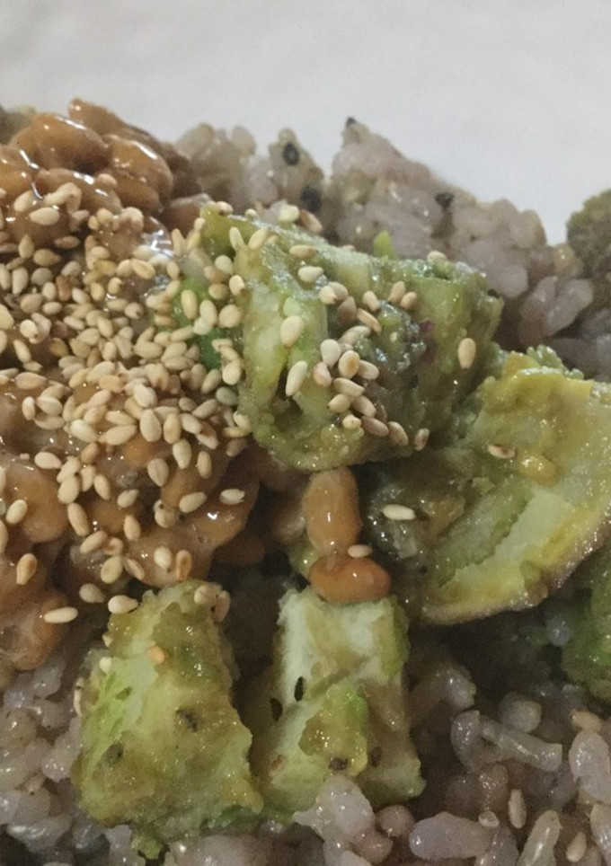 納豆とアボガドおさつのまぜご飯-レシピのメイン写真