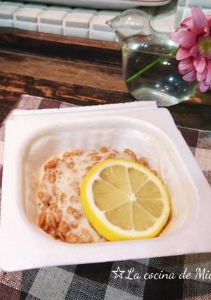 納豆にむぎゅーっとレモン♡-レシピのメイン写真