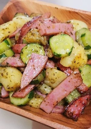 じゃがいもときゅうりの炒め物-レシピのメイン写真