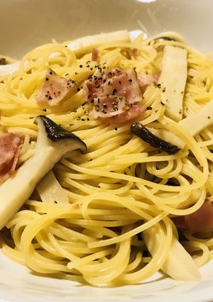 シンプル☆ベーコン＆茸のペペロンチーノ風-レシピのメイン写真