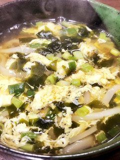 すぐできる♪卵とわかめのシンプルうどん-レシピのメイン写真