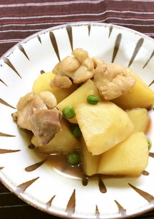 美人レシピ・鶏肉と新じゃがいものうま煮-レシピのメイン写真