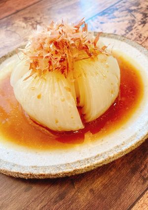 丸ごと味わう♪新玉ねぎのレンジ蒸し-レシピのメイン写真