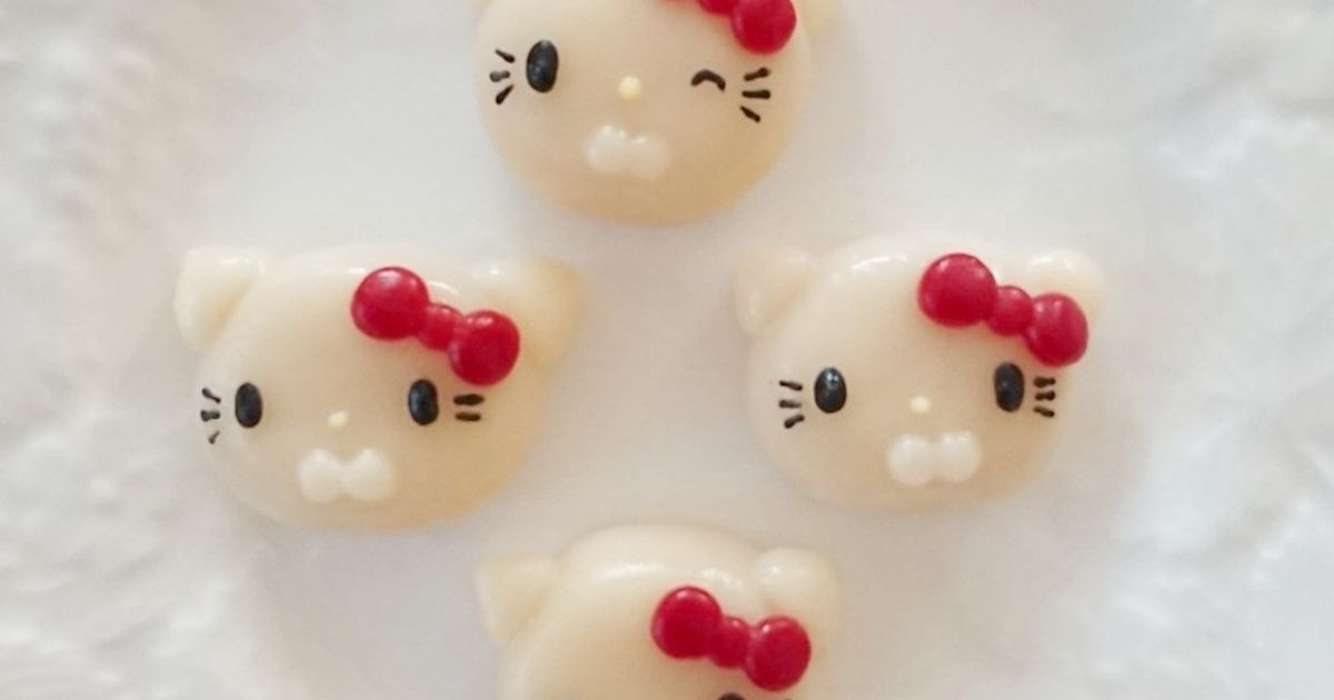 ハローキティ　くりいむ白玉　和菓子　根付け ハローキティ くりいむ白玉 和菓子 根付け （海外ファッション