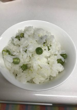 えんどう豆ご飯*ˊᵕˋ*-レシピのメイン写真
