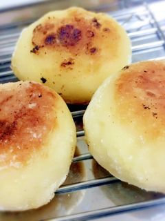 カリッと!お餅じゃないよ♪チーズいももち-レシピのメイン写真