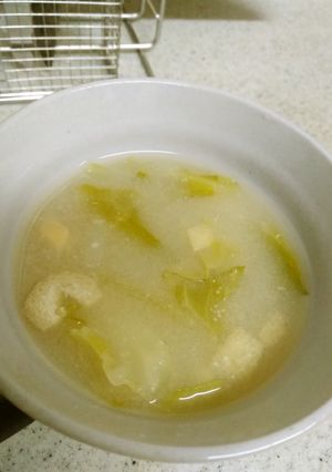 包丁いらず！揚げと春キャベツのお味噌汁-レシピのメイン写真