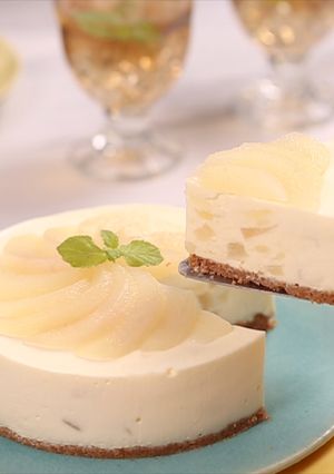 梨のコンポートで♪レアチーズケーキ-レシピのメイン写真