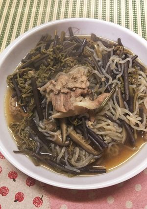 ワラビと豚肉の荷物-レシピのメイン写真