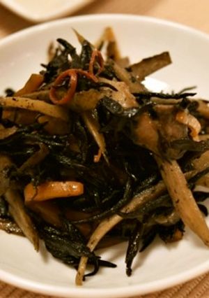 生姜香るひじきと根菜の金平-レシピのメイン写真
