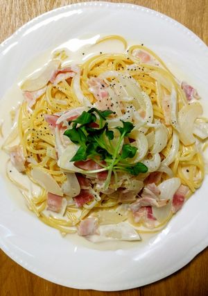 新玉ねぎとベーコンのクリームパスタ-レシピのメイン写真