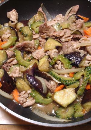 ゴーヤとなすと豚肉の味噌炒め-レシピのメイン写真