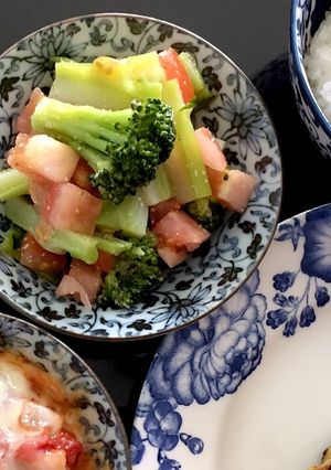 ブロッコリーとトマトの酢の物-レシピのメイン写真