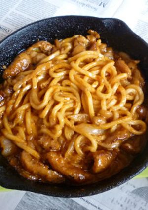 鶏皮＋新タマのナポリタン焼きうどん-レシピのメイン写真