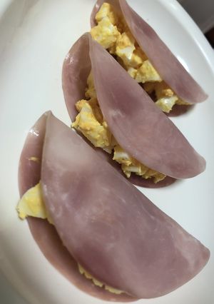 ごく普通のハムエッグ-レシピのメイン写真