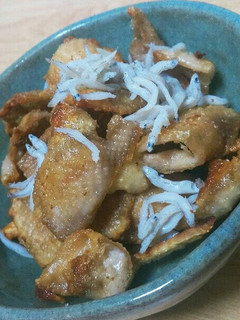 鶏皮としらすのせ-レシピのメイン写真