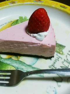 ⭐ピンクで可愛いイチゴレアチーズケーキ♡-レシピのメイン写真