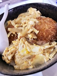 残り物で!!メンチカツ卵とじ丼!!-レシピのメイン写真