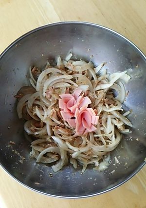 2ステップで！新玉ねぎとツナのごまサラダ-レシピのメイン写真