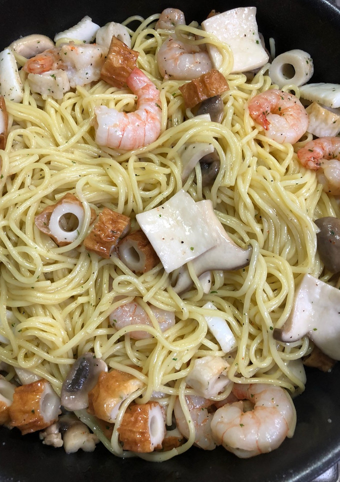 簡単 アヒージョの素でシーフード焼きそば-レシピのメイン写真