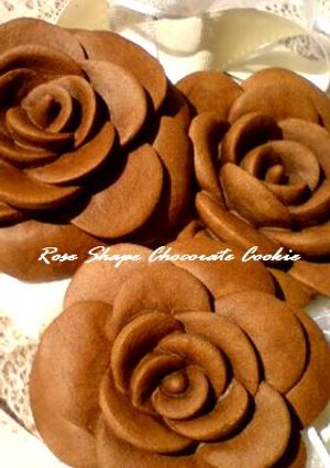 .。゚:*薔薇チョコクッキー*゚:。.-レシピのメイン写真