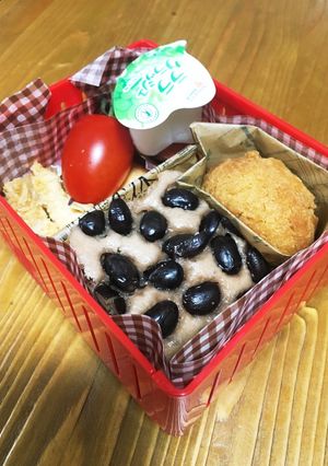 中学生女子 蒸しパン弁当-レシピのメイン写真
