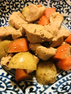 鶏肉とにんじん・じゃがいもの甘煮-レシピのメイン写真