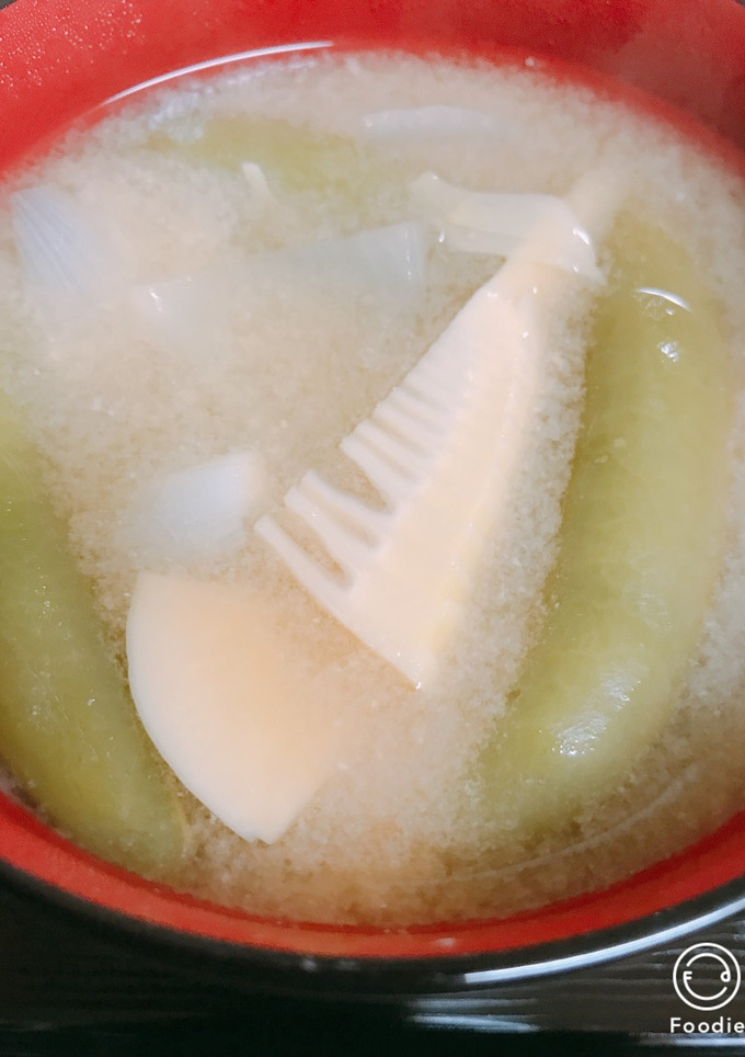 筍と新玉ねぎとスナップえんどうのみそ汁-レシピのメイン写真