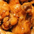 鶏手羽元のニンニク煮込み