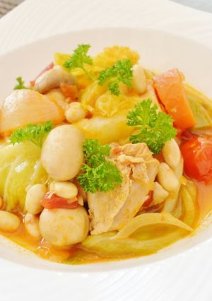 丸ごと春キャベツのトマト煮込み♪-レシピのメイン写真